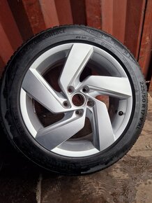 5x112 r17 kolesa Touran disky volkswagen 225 50 17 elektrony - 3