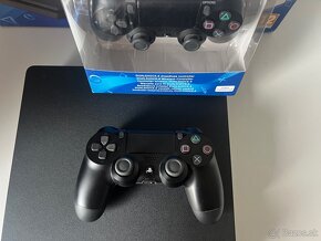 Playstation 4 slim 1TB - 3