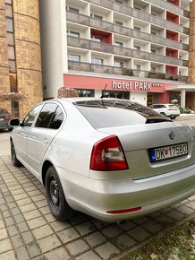 Octavia 2.0 TDI CR DPF Elegance - 3