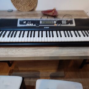 Yamaha YPT-210 - 3