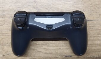 Sony Dualshock ovladac PS4 - 3