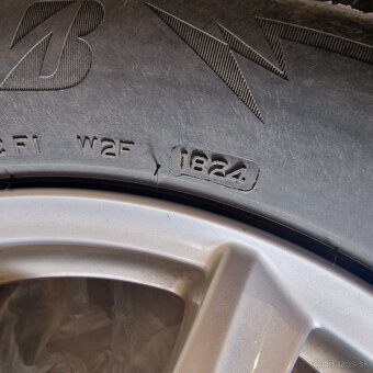 5x112 215/60R16 - 3