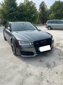 Audi S8 4.0 Tfsi + Plna nádrž novému majitelovi - 3