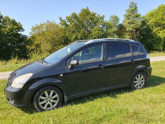 Toyota Corolla Verso 2.2 D-4D, 100 kW, 7-miestne - 3