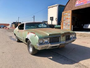 Oldsmobile Cutlass S, rok 1970, 350cui V8 - 3