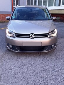 Predám VOLKSWAGEN TOURAN 2.0 TDI Common rail Typ výbavy: HIG - 3