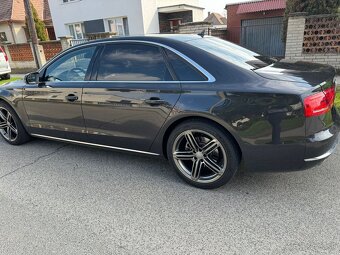 Audi A8L 3.0 - 3