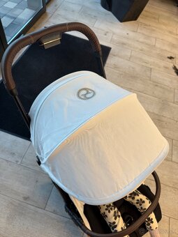 Cybex Coya - Off white - 3