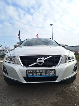 Volvo XC60 D5 AWD Momentum Geartronic - 3