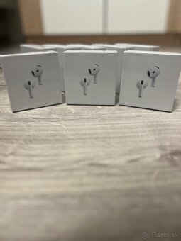 Airpods 4 - 3