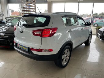 Kia SPORTAGE 1.6 Benzín GDI - 3