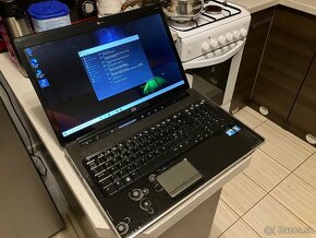 HP Pavilion DV7-17"LCD,intel p8400,4gb,ssd+hdd,AMD 1gb - 3