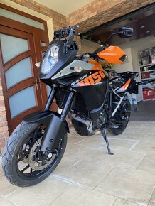 KTM 1050 Adventure - 3