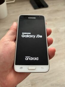 Samsung Galaxy J3 - 3