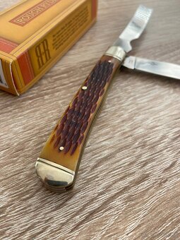 Nôž Rough Ryder Brown Jigged Bone Razor Trapper Folding Knif - 3