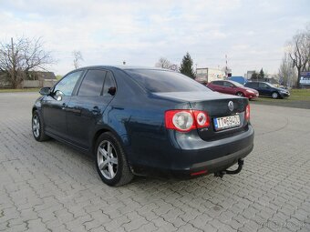 Volkswagen Jetta 1.9 TDI Trendline - 3