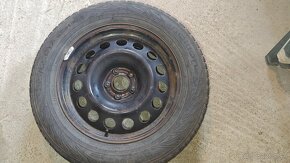 Zimné pneu NOKIAN 215/65/R17 - 3