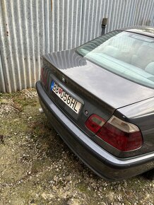 BMW E46 316i na náhradné diely v celku - 3