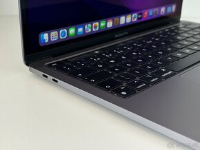 MacBook Pro M2 (2022) 13-palcový 8GB / 256GB Silver - 3