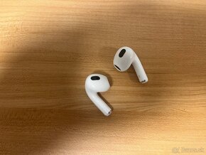 Apple AirPods 3 - 3