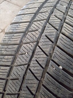 Pneu 205/55R16 - 3