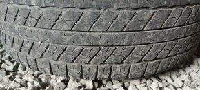 255/70 R15 C 6x139.7 M+S - 3