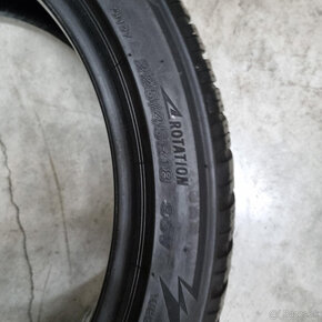 Zimné pneumatiky 225/45 R18 BRIDGESTONE DOT4520 - 3