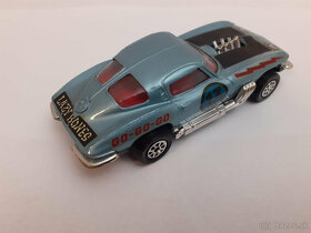 CORGI TOYS - 376 - Chevrolet Corvette Sting Ray - 3