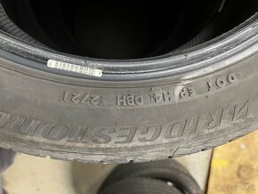 Bridgestone T001 205/50 R17 89V - 3