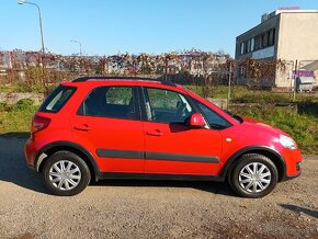 Predám Suzuki sx4 , 1,6 benzín, r.v 2012. - 3