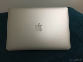 MacBook Air (Early 2015) - 3