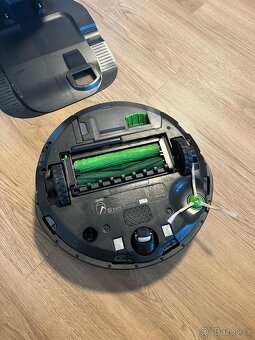 iRobot Roomba i7+ - 3