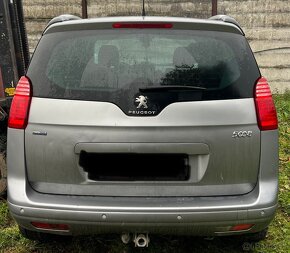 Peugeot 5008 - 3