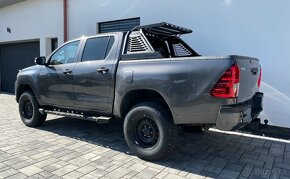 TOYOTA HILUX - NA PREDAJ (aj NA SPLATKY) - 3