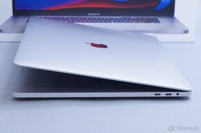 ZÁRUKA/Macbook Pro16 TB CTO/I9 2.4GHZ/32GB RAM/512GB SSD - 3