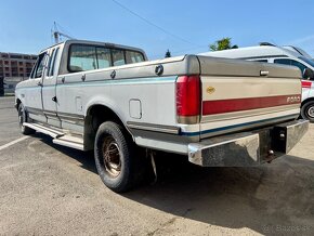 1990 Ford F-250 XLT LARIAT | 7.5 V8 | prodloužená kabina - 3