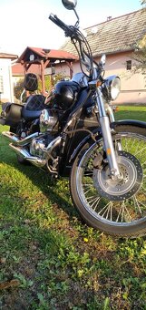 Honda Shadow 750 Spirit - 3