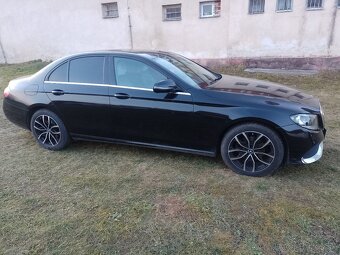 Predám Mercedes E220 model w213 ročník 2017 - 3