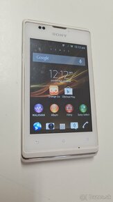 Sony xperia E - 3