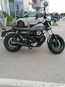 Motoguzzi V9 Bobber - 3