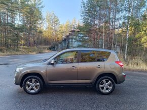 Toyota Rav 4 2,2D-4D 4x4 rok 2012,najeto:156.795 km, NovéCZ - 3