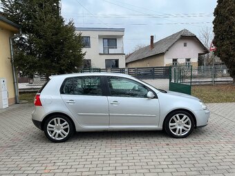 Volkswagen Golf V 2.0 TDI = 103kW BKD, Bez DPF = - 3