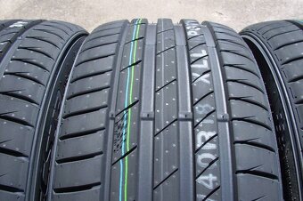 Kumho Ecsta PS71 225/40R18 - 3