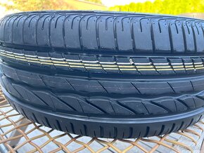 Bridgestone potenza 255/55/R16 - 3