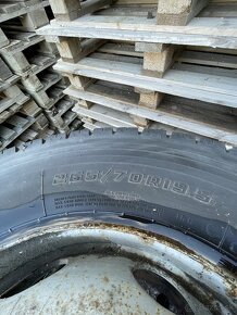 Predám nákladné pneumatiky 265/70 R19,5 - 3