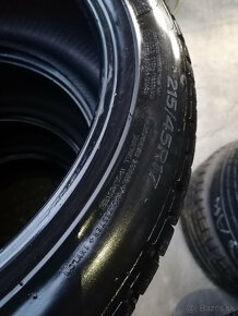 Zimné pneu = 215/45 R17 = HANKOOK - 3