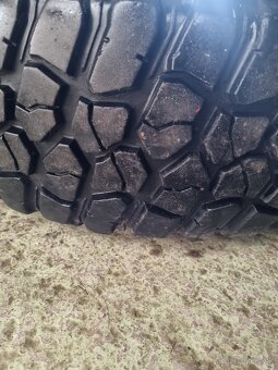 31x10,5 R15 BFGoodrich KM2 - 3