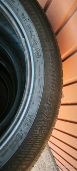 275/45 R20 - 3