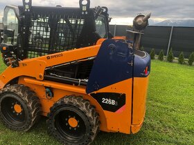 Bobcat caterpillar smikom rideny nakladac,new holland locust - 3