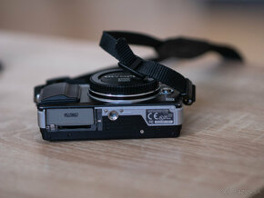 Olympus PEN E-PM2 - 3